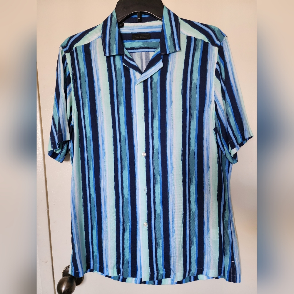 Saks Fifth Avenue Short Sleeve Painted Stripe Camp Shirt - S